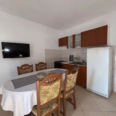 Tina Apartman Trogir