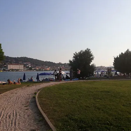 Apartman Tina *