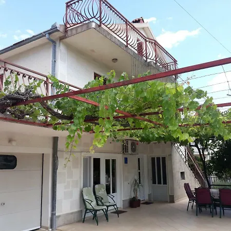 Apartman Tina